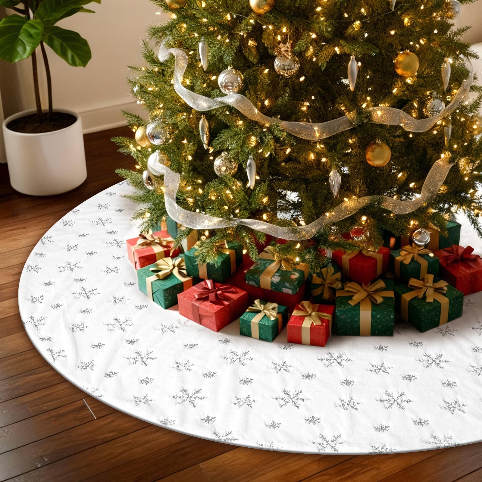 BETBEM front view of 72-inch white tree skirt showing full coverage and elegance