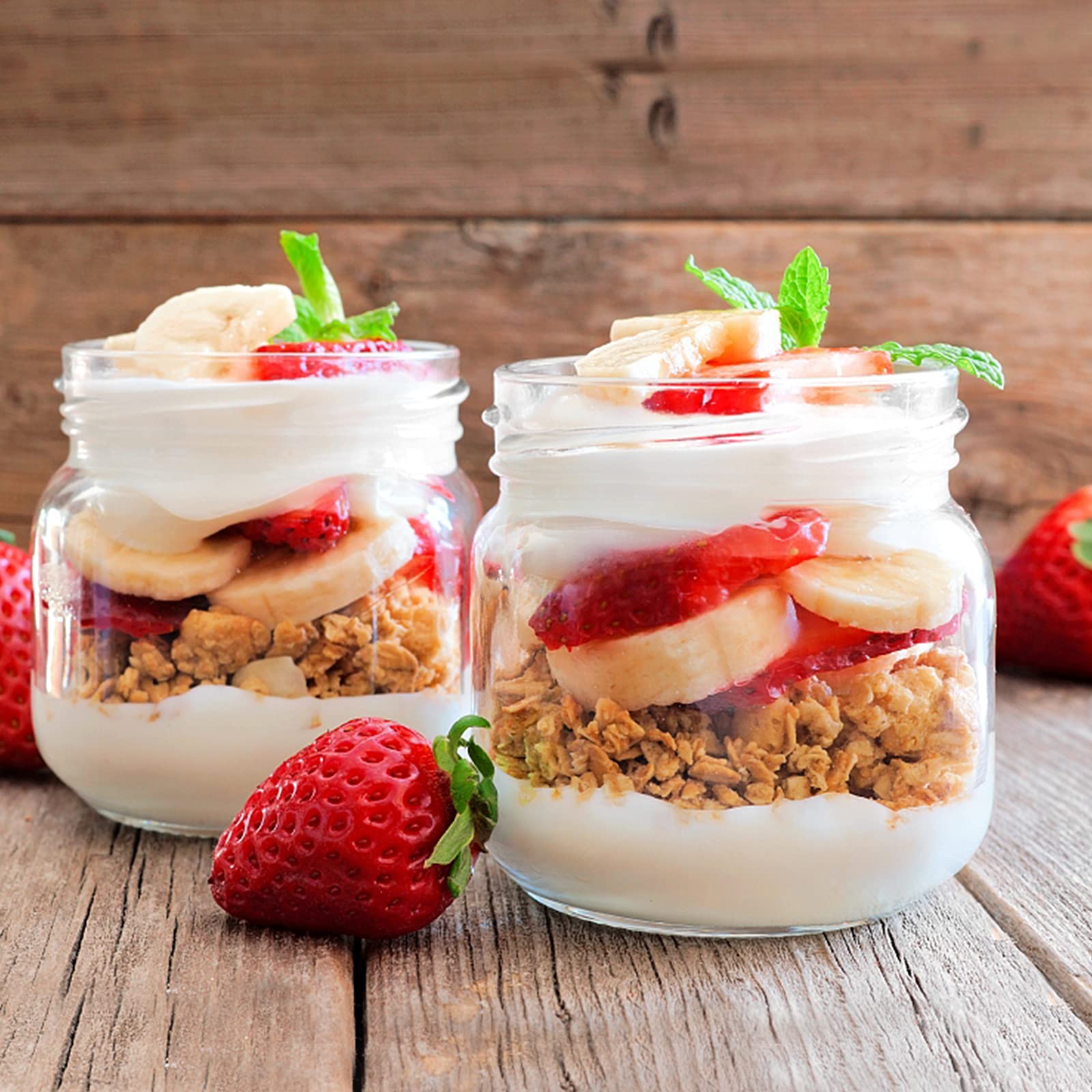 Betrome jars used as wedding favors, presents professional event look