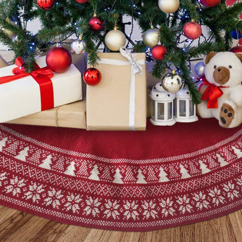 BIANHUA tree skirt placed under decorated tree demonstrating floor protection benefit
