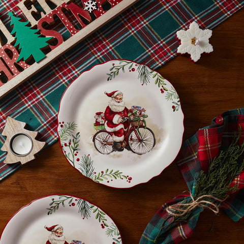 Bico pattern detail showing hand-decorative glaze and vibrant colors that enhance presentation