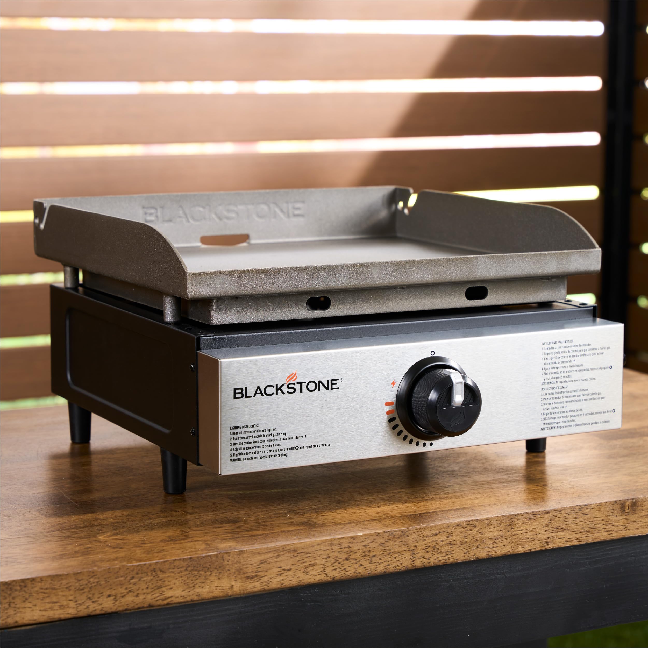 Blackstone top-down of 267 sq inch cooking surface for versatile meal preparation