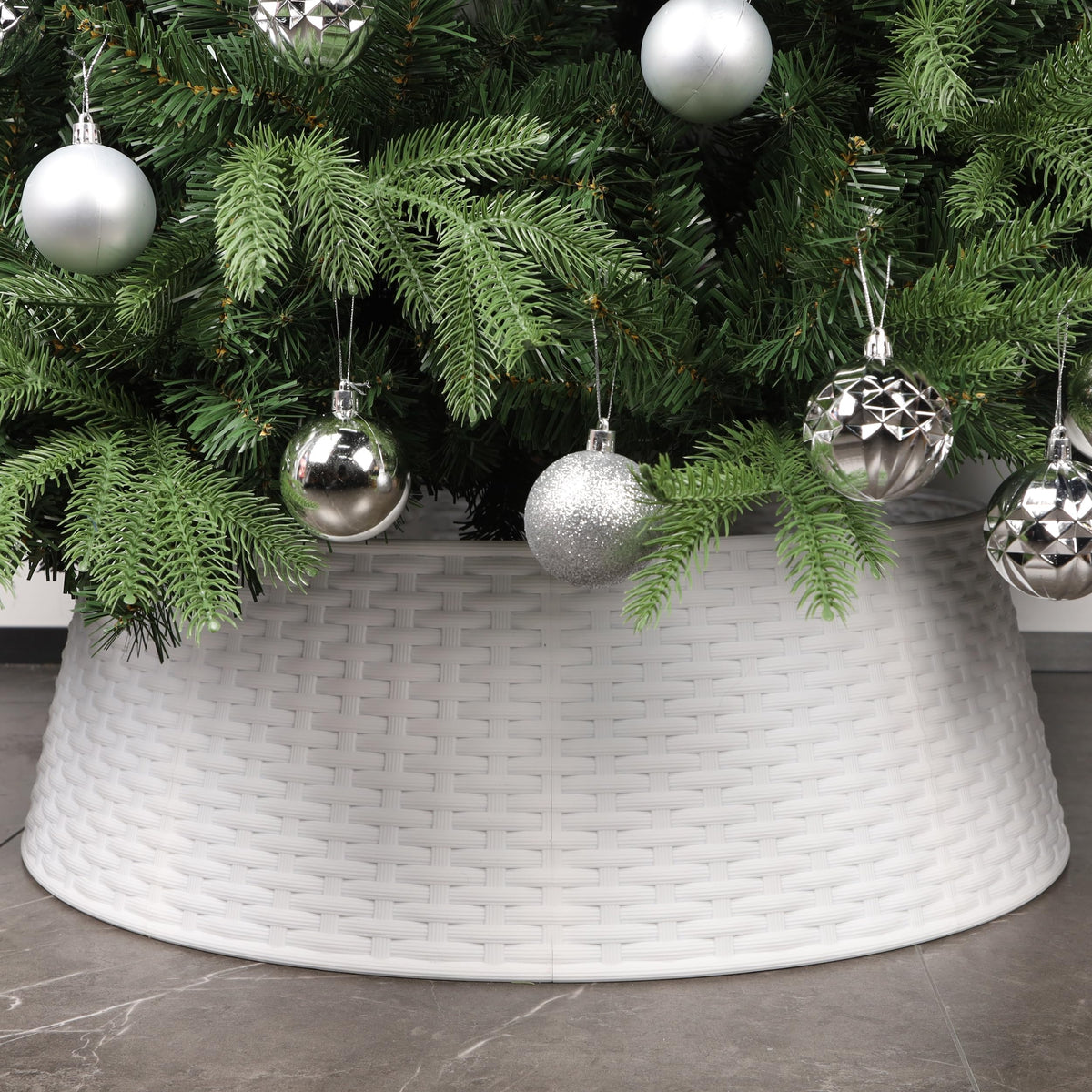 Blissun tree collar front view showing clean white finish and rustic pattern benefit tidy base
