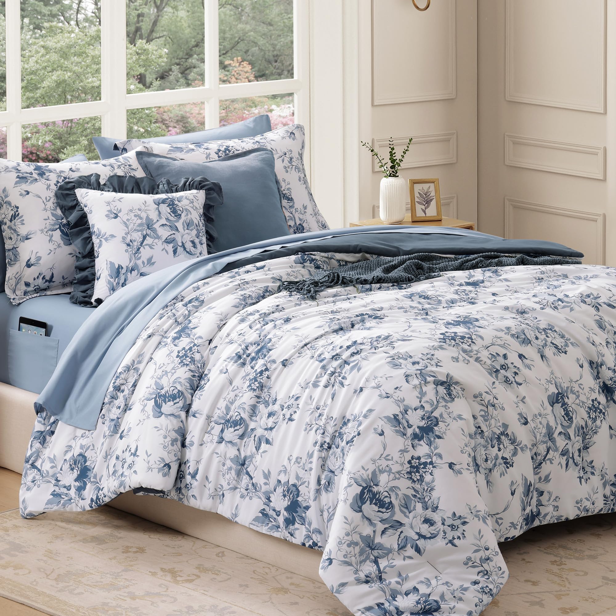 BLOOMHAVEN close-up fabric texture highlighting soft microfiber comfort