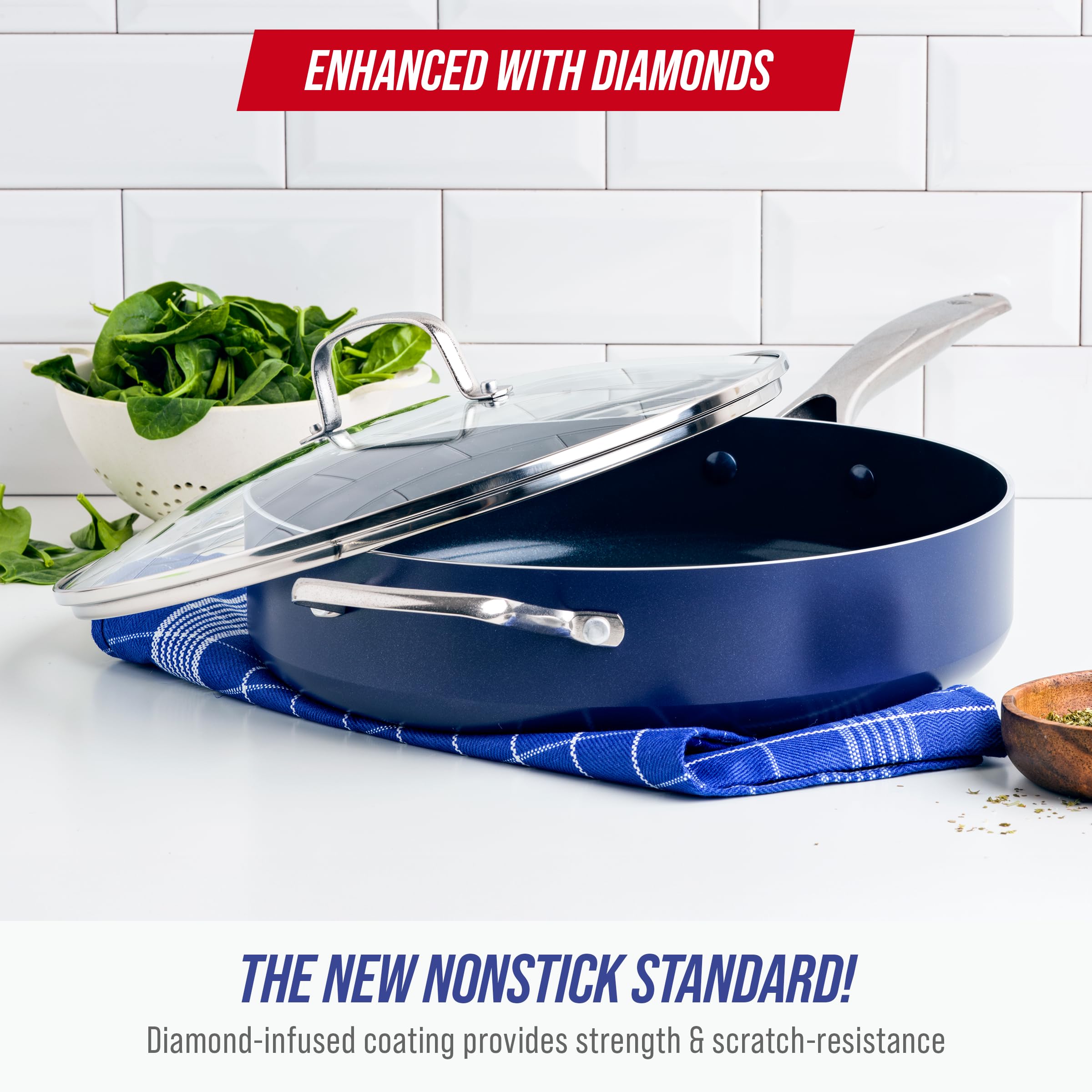 Blue Diamond tempered glass lid close-up preserving steam and visibility