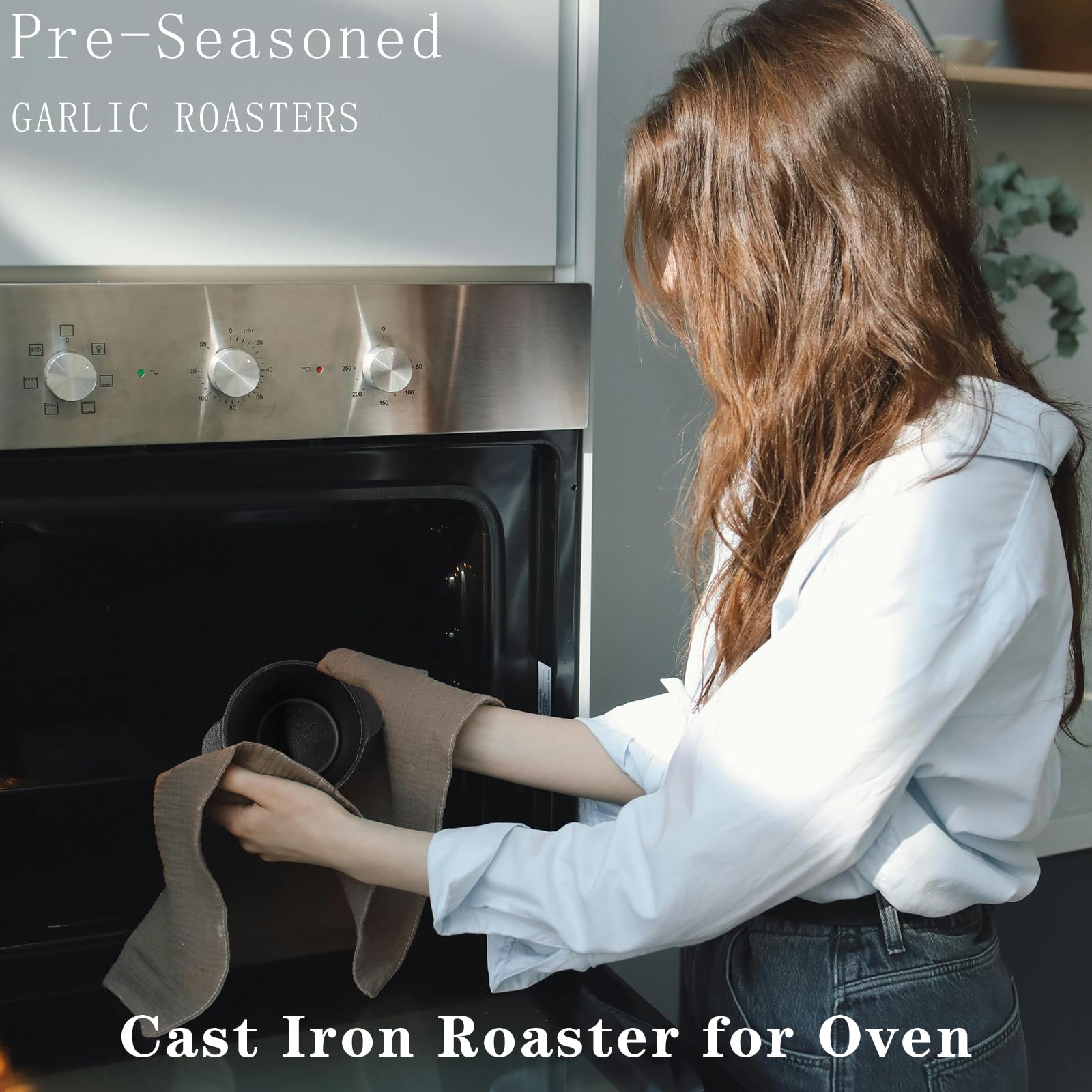 BOLVOUD pre-seasoned cast iron surface detail, displays non-stick benefit