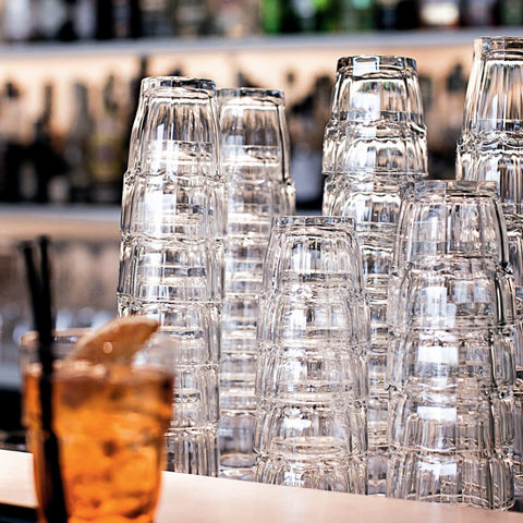 Bormioli Rocco glass in dishwasher symbol illustrating easy-clean durability