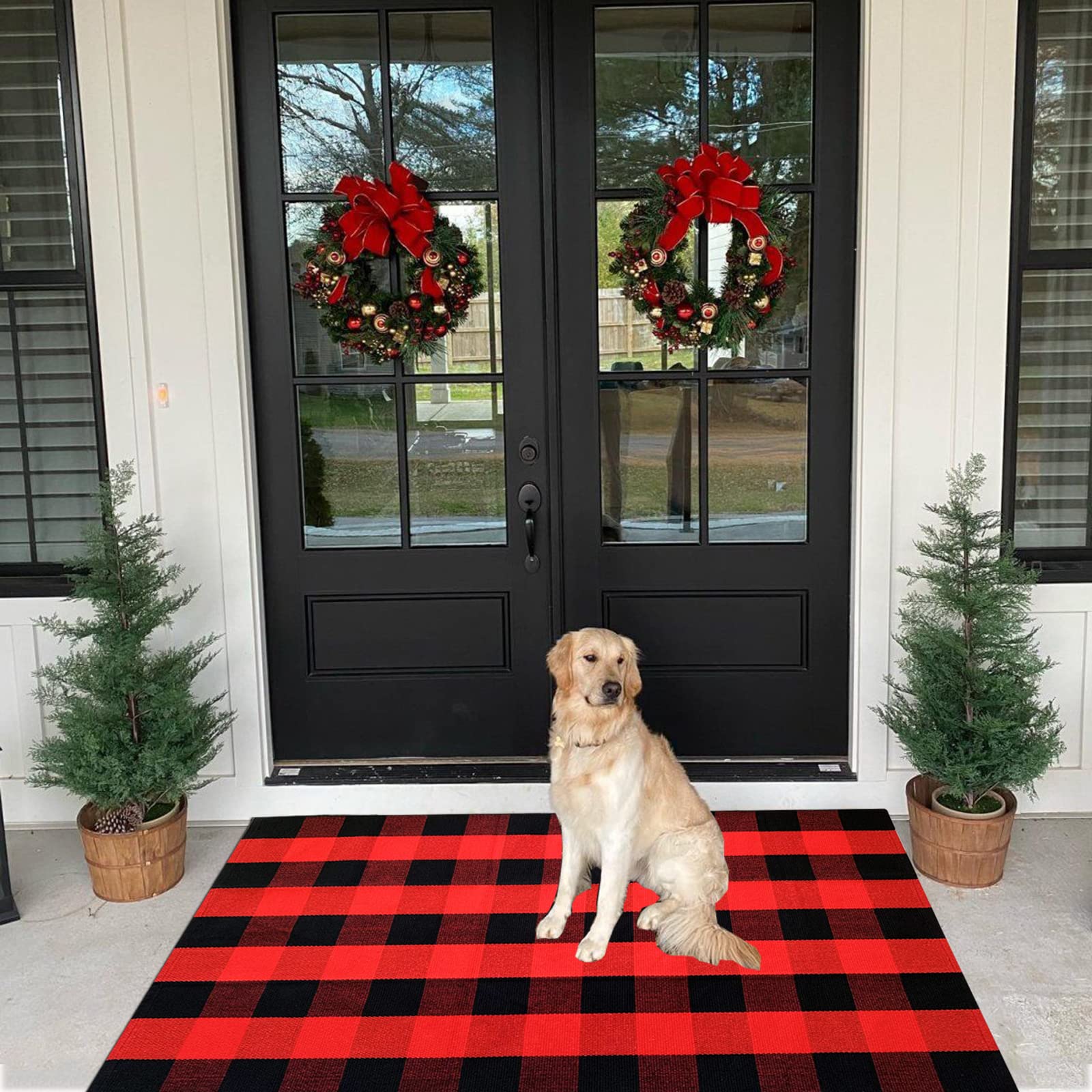 Bottalive hemmed edge detail protecting rug from fraying and wear