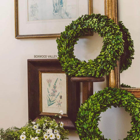 BOXWOOD VALLEY boxed packaging and care tag for easy storage and care