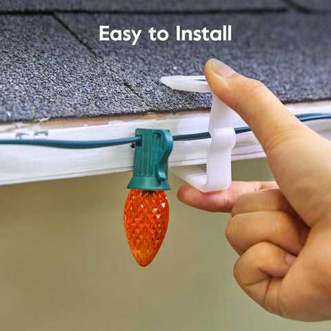 Brightown clip holding a C9 bulb demonstrating stable support