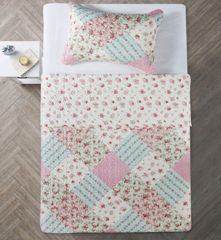 Brilliant Sunshine vermicelli quilting detail showing texture, adds refined dimension