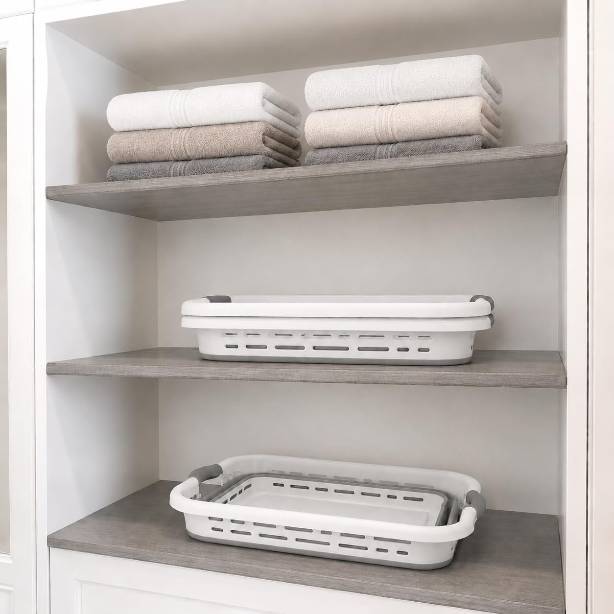 Brookstone size comparison next to shoes showing 24-inch height and practical capacity