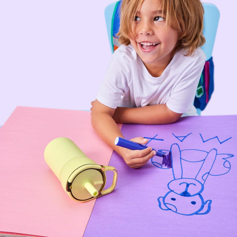 BrüMate Leap size comparison with toy showing 12oz scale and cup‑holder compatibility benefit