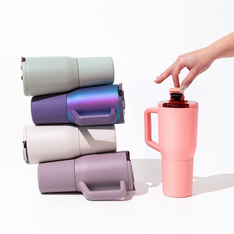 BrüMate Müv comfort-grip handle and silicone sleeve texture for improved grip and dent protection benefit