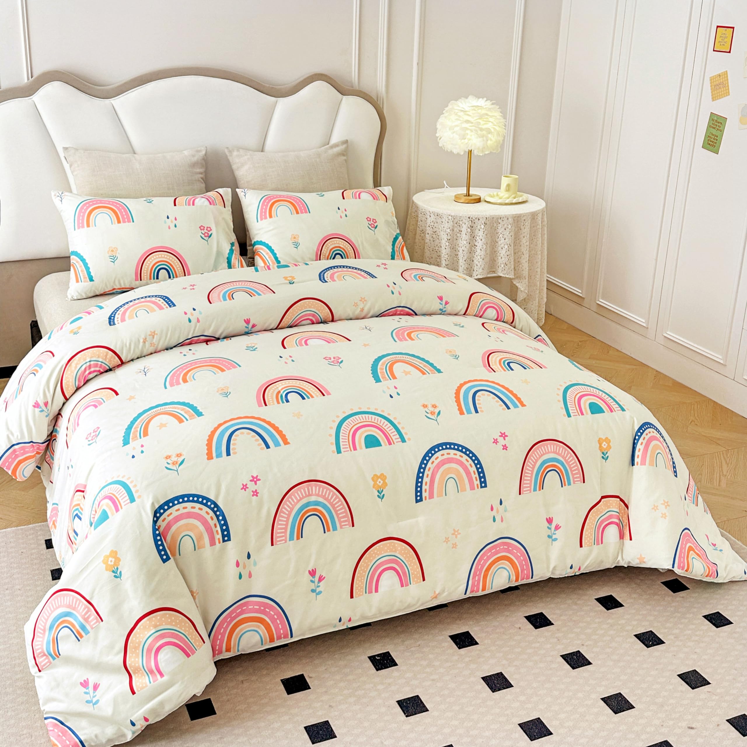 Btargot pillow shams detail displaying matching hearts and flowers design