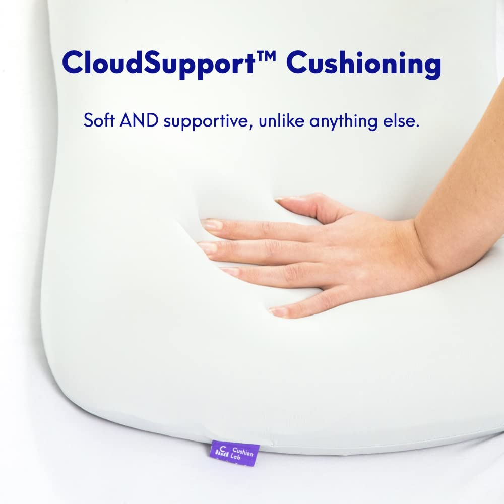 C CUSHION LAB side sleeper demonstration showing shoulder alignment advantage