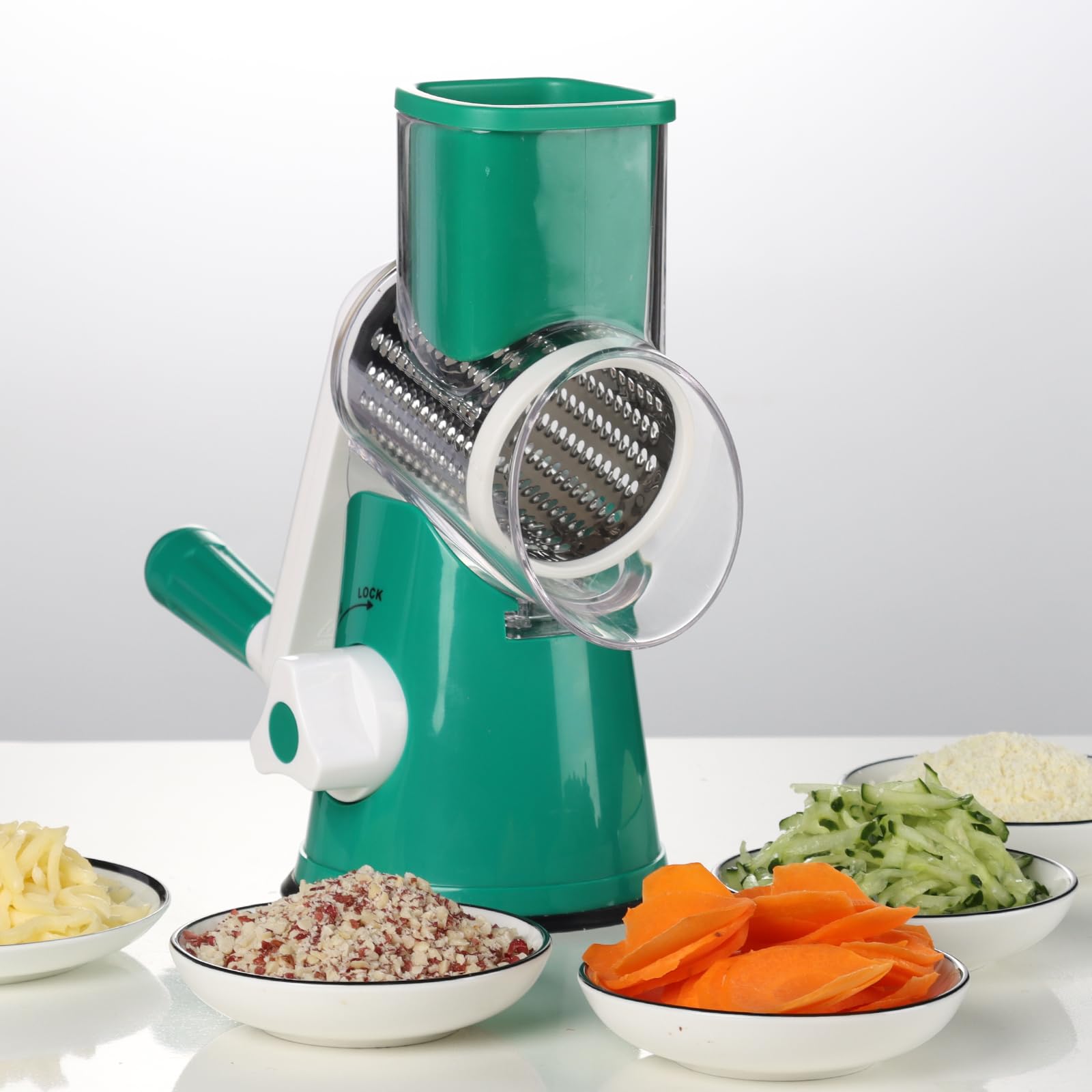 Cambom grating carrots and chocolate for salads and desserts, versatile results