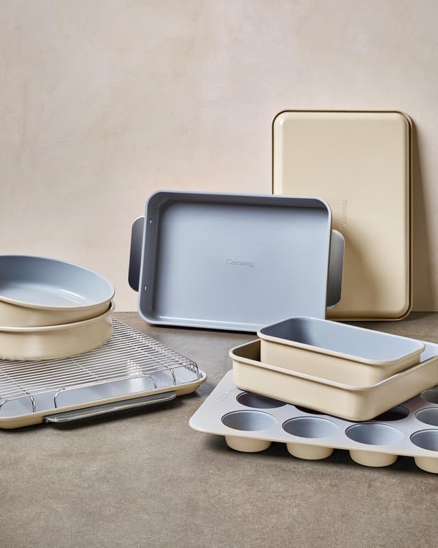 Caraway loaf pan side profile showing reinforced edge for durability