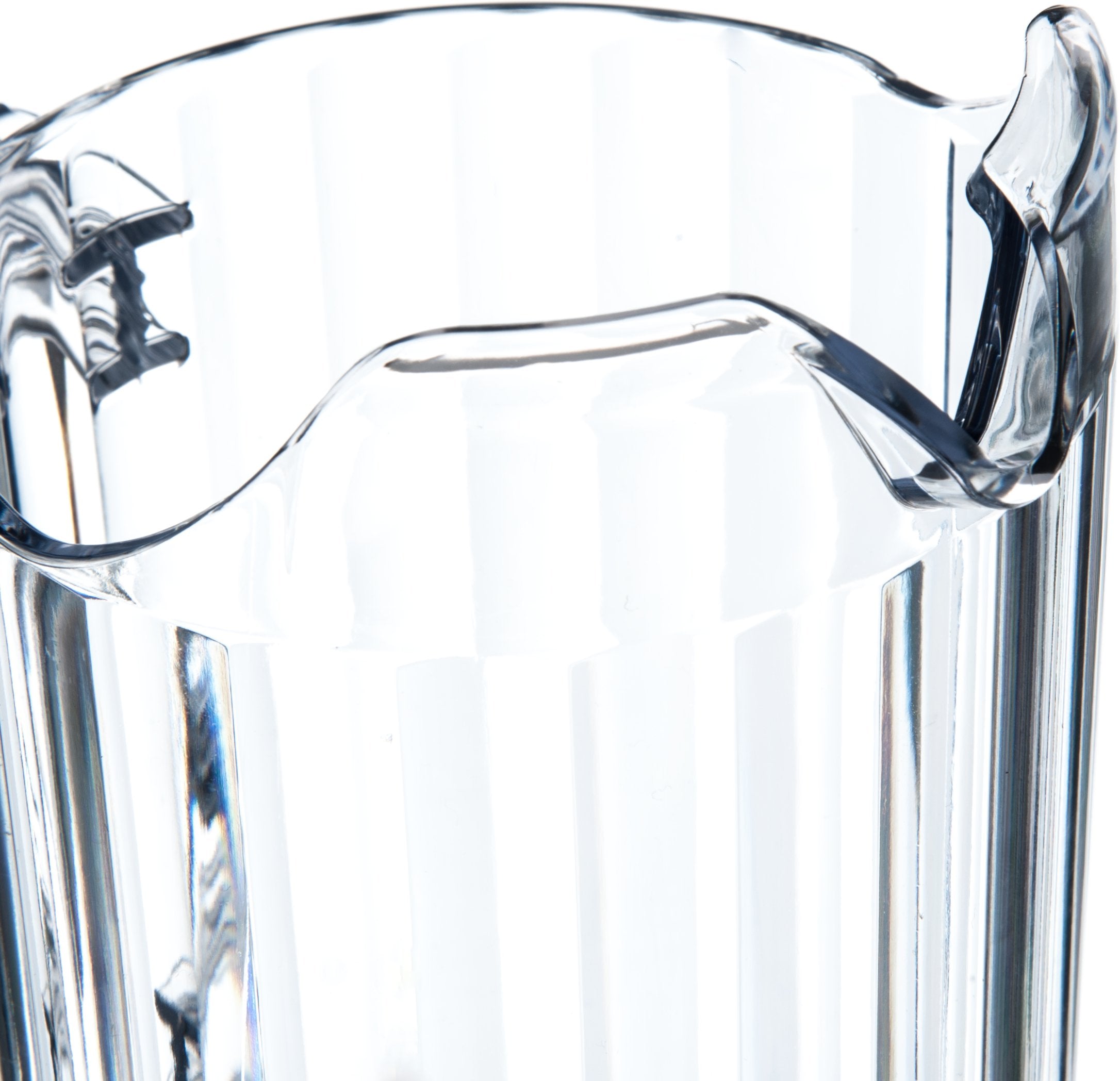 Carlisle pitcher beside a glass for scale showing 48 oz capacity benefit