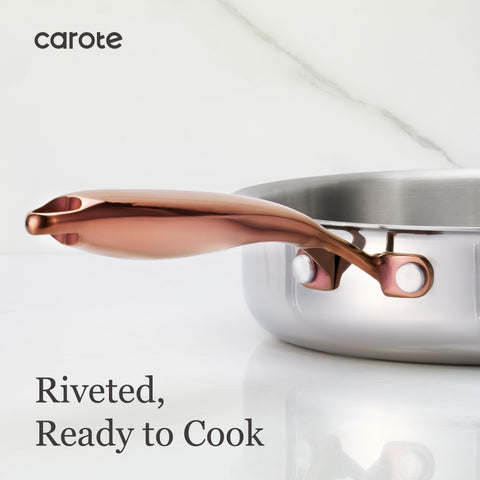 CAROTE in use searing steak on stovetop, even heating for perfect browning