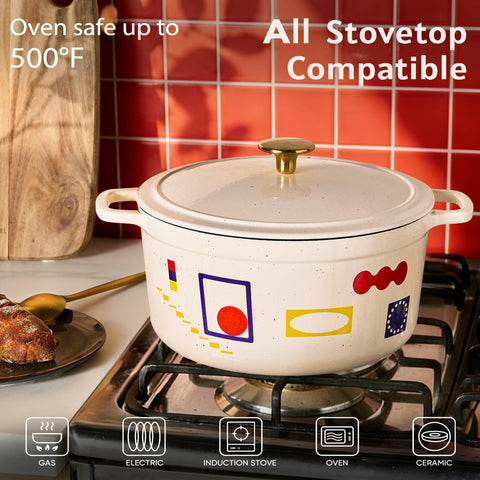 CAROTE Dutch oven on stovetop demonstrating even heat distribution benefit