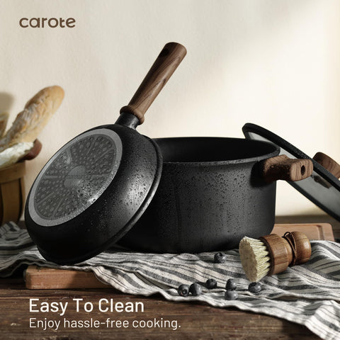 CAROTE frying pans on stovetop demonstrating even heating