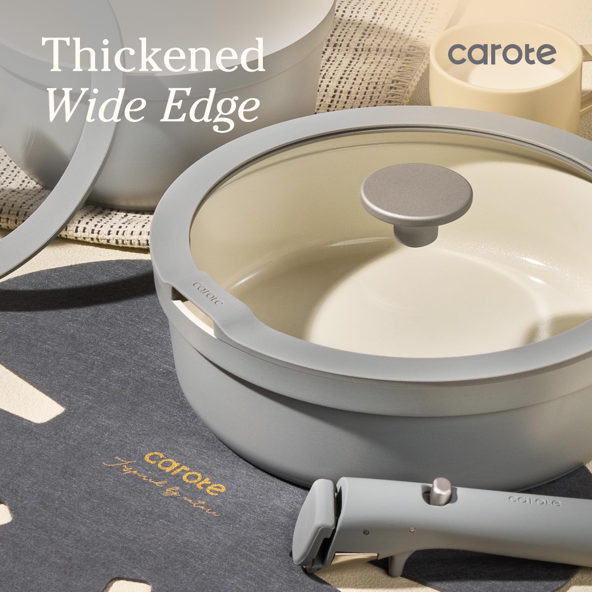 CAROTE glass lid with silicone rim close detail preventing drips and secure fit