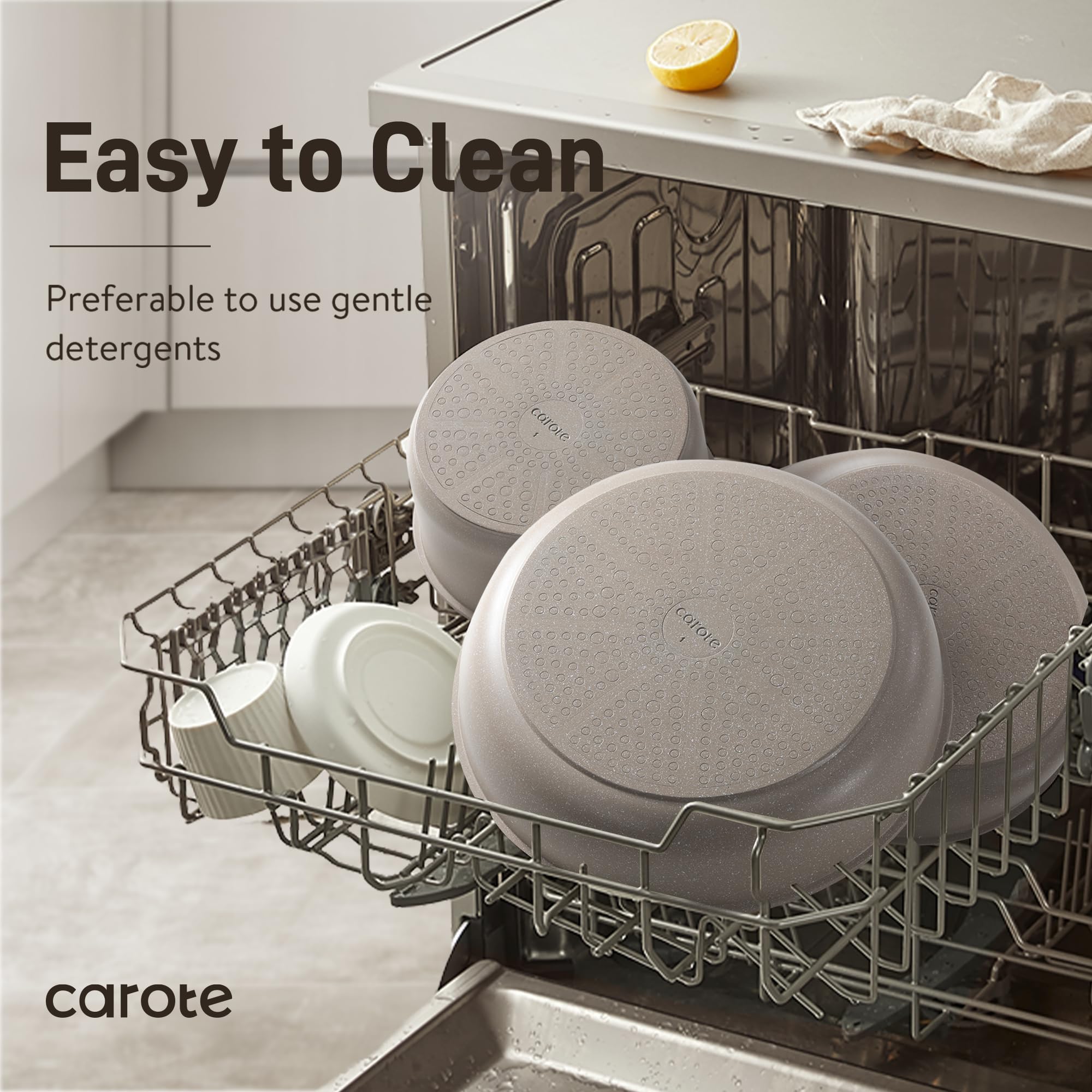 CAROTE silicone lids and utensils neatly arranged, highlighting versatile serving options