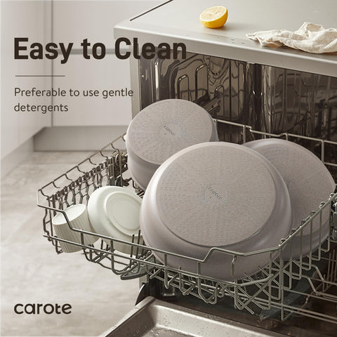 CAROTE silicone lids and utensils neatly arranged, highlighting versatile serving options