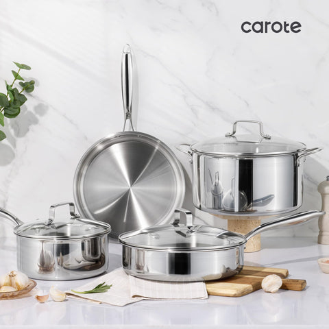 CAROTE lifestyle kitchen styling showcasing versatile stovetop-to-oven use