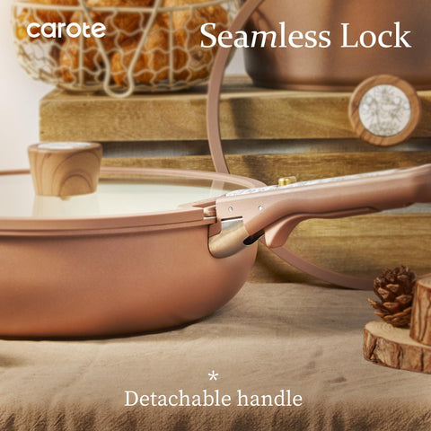 CAROTE pan held in hand for scale highlighting manageable weight benefit