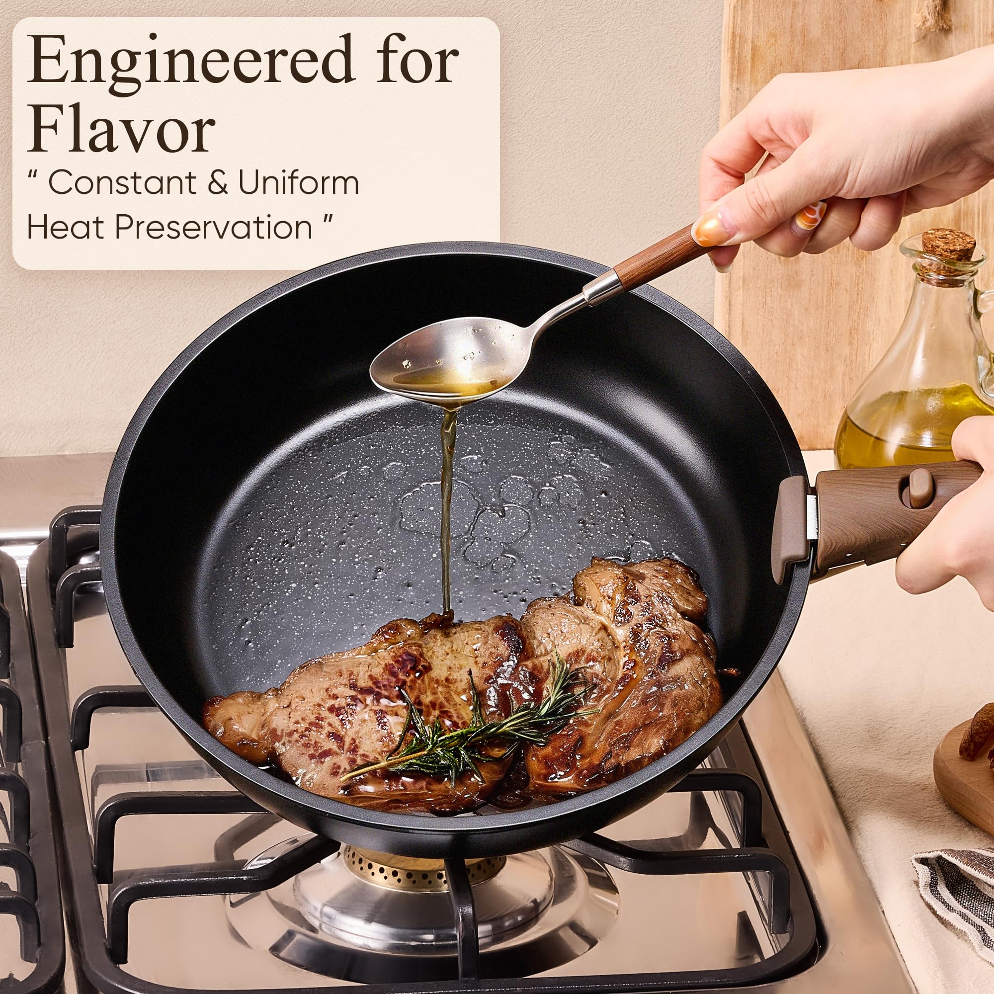 CAROTE utensil set and sponges displayed highlighting included tools for safe cooking