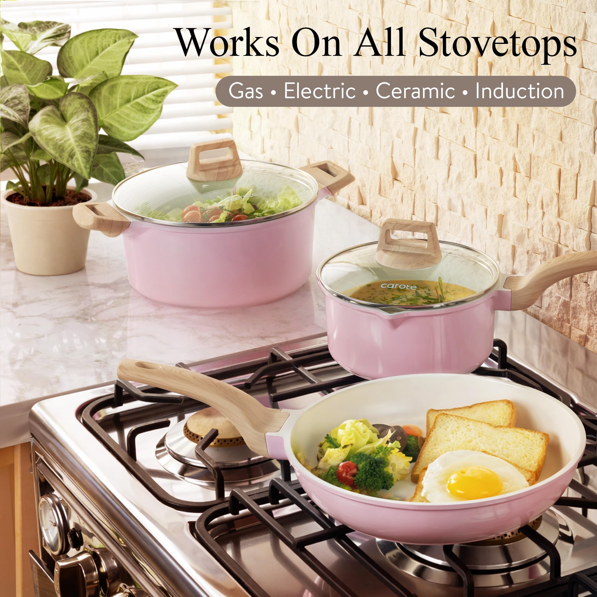 CAROTE utensils and protectors arrangement showing included accessories for safe stacking