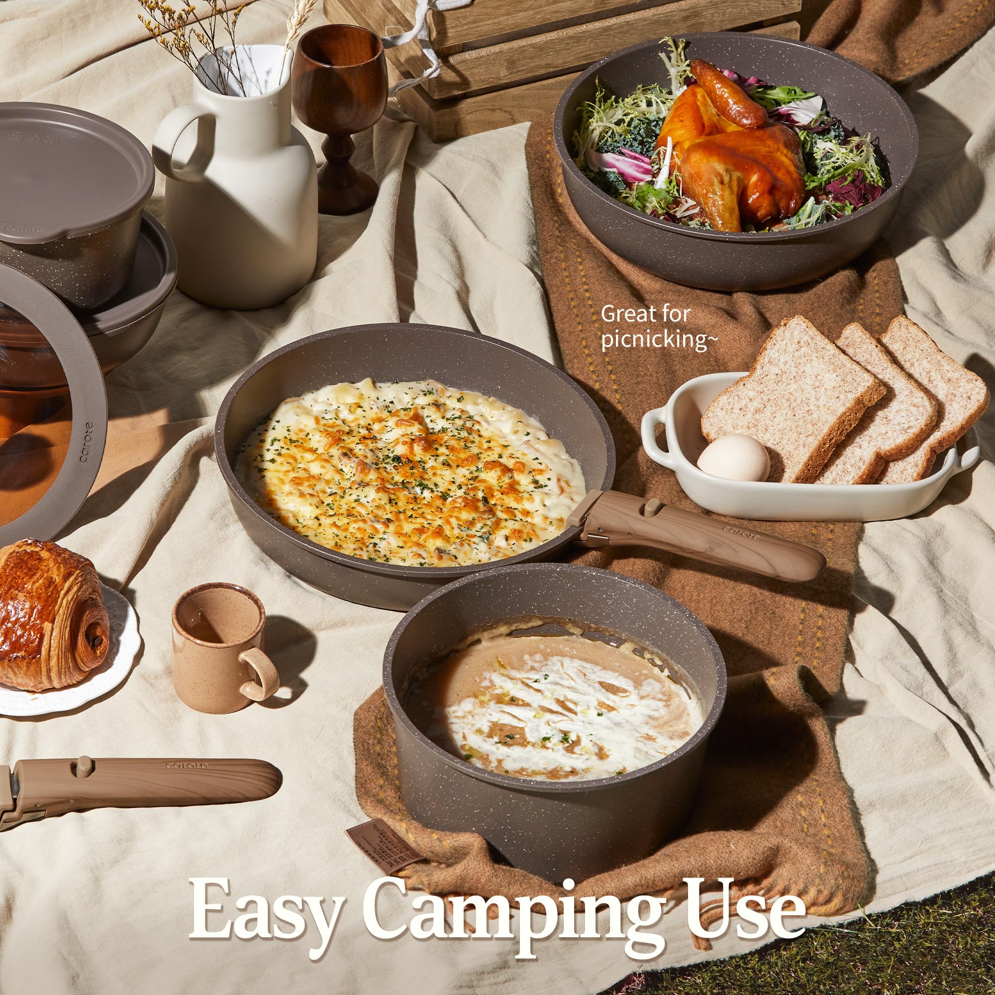 CAROTE utensils and trivets arranged showing ready-to-serve accessories and surface protection