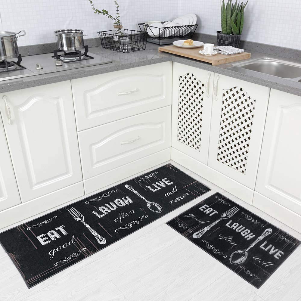 Carvapet front view of two-piece rug set showing farmhouse design and size