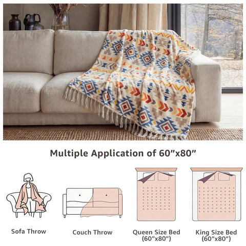 CASAAGUSTO on picnic blanket outdoors illustrating portable cozy use