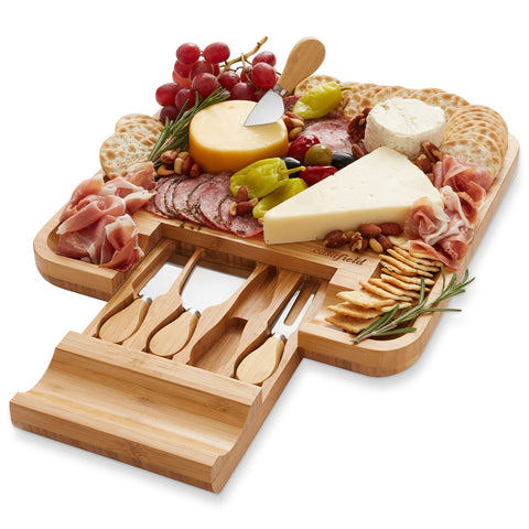 Casafield bamboo board front view showing spacious serving area and rim for elegant presentation