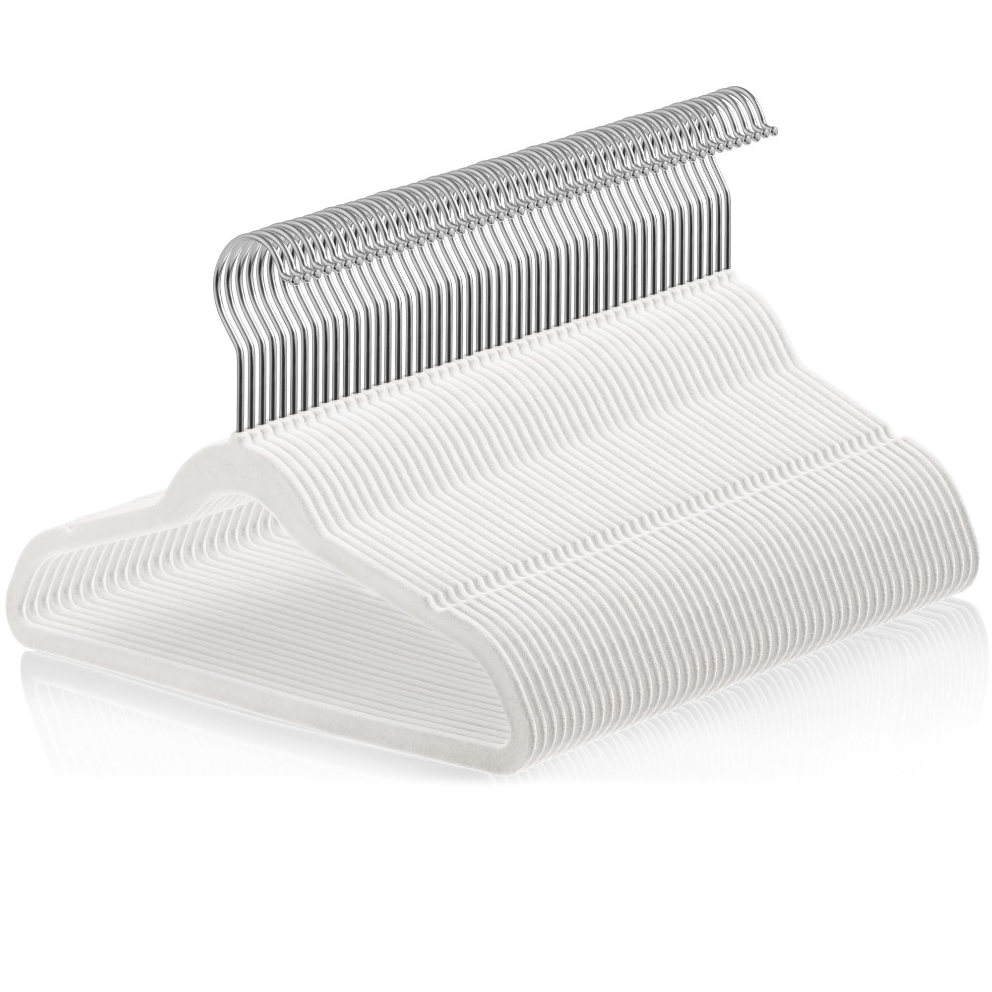 Casafield front packaging showing 50 ivory velvet hangers and space-saving benefit