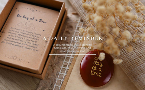 CASTATEO red agate keepsake engraved One Day at a Time offers comfort