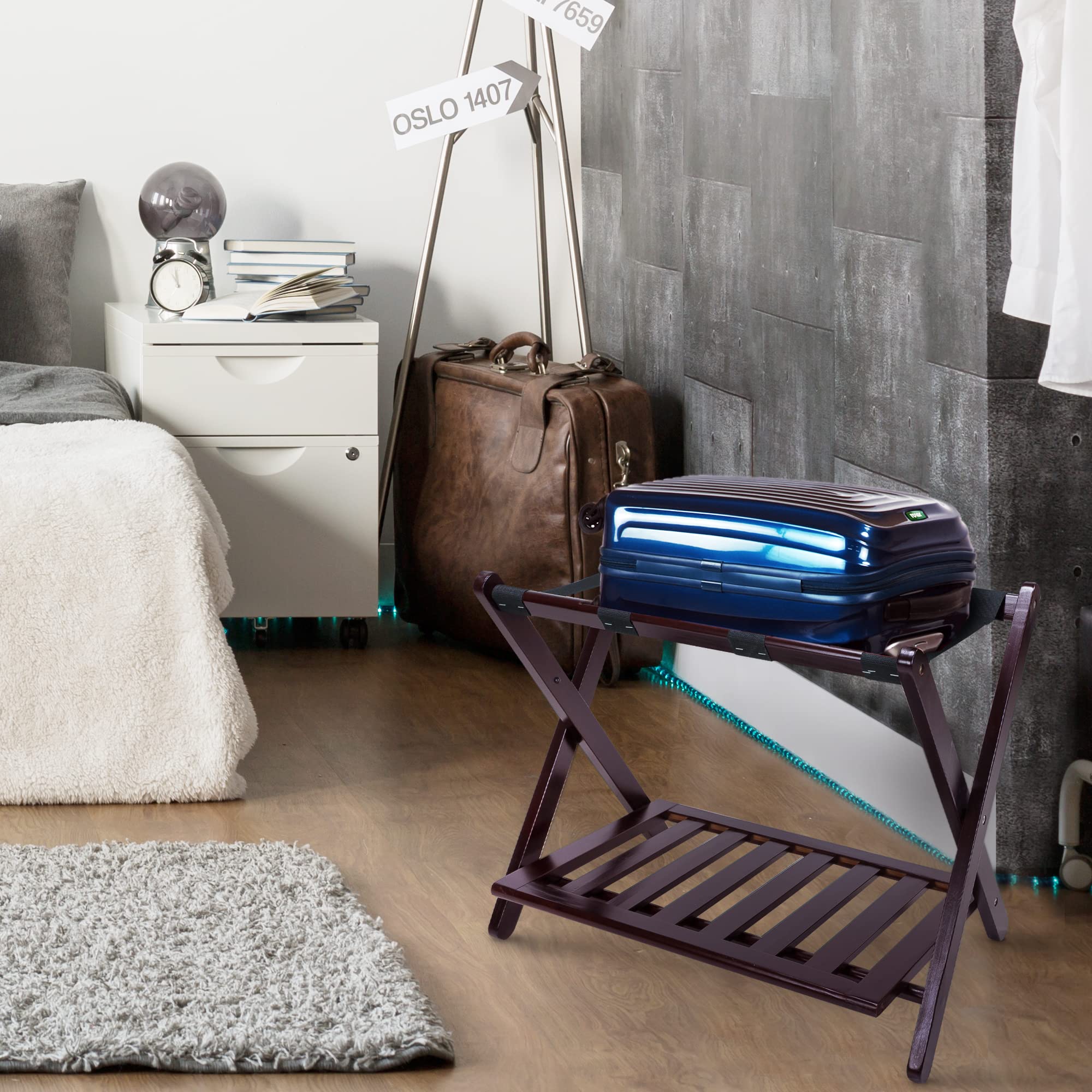 Casual Home luggage rack straps reinforcement close-up ensuring reliable support