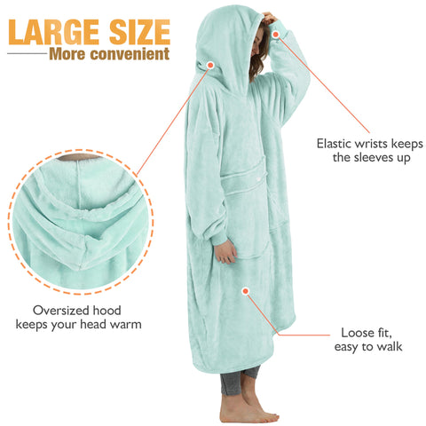 Catalonia front pocket detail showing storage and hand‑warming benefit