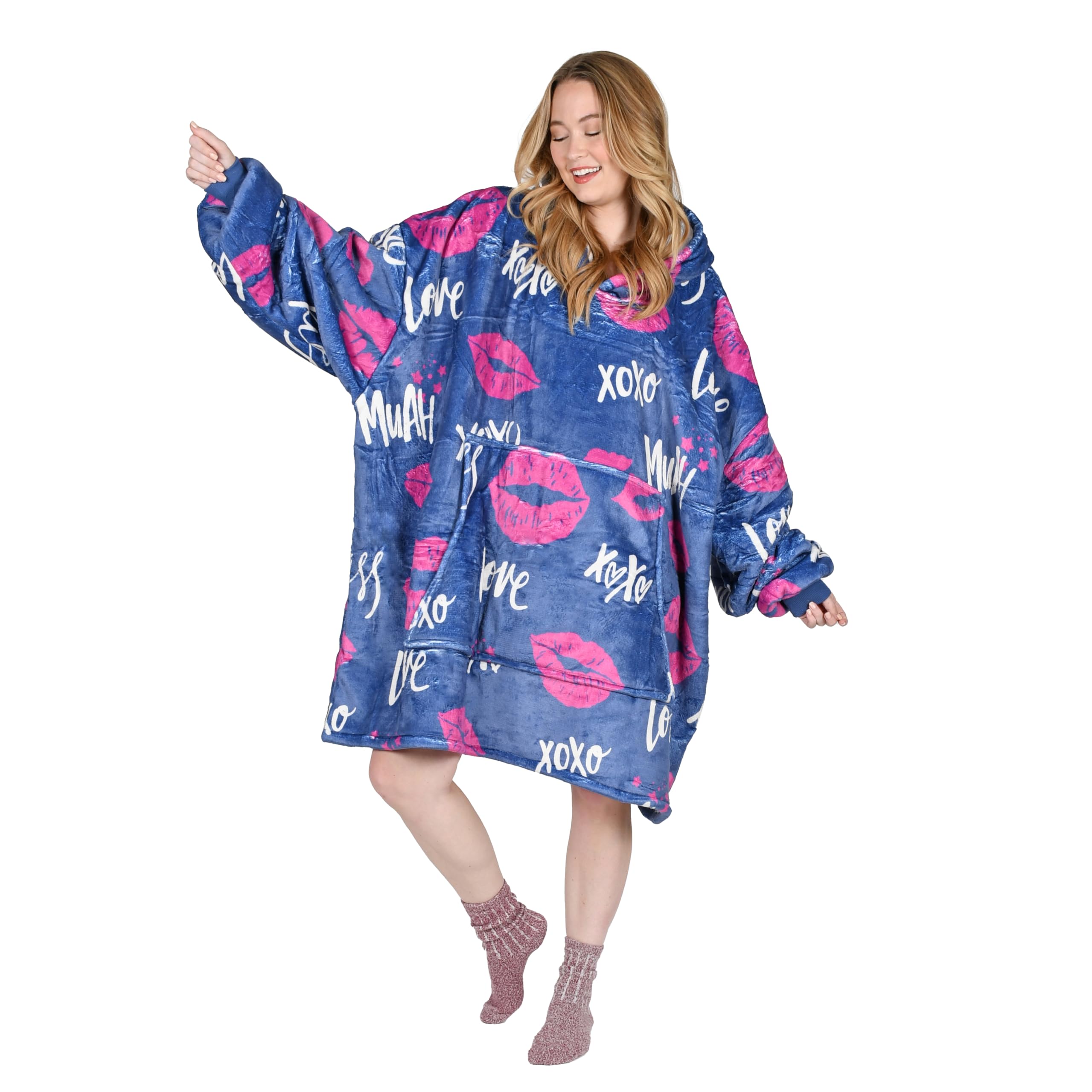 Catalonia front view oversized hoodie blanket showing full coverage and comfort