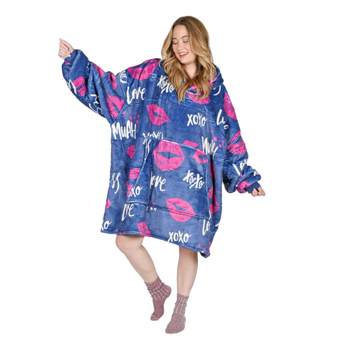 Catalonia front view oversized hoodie blanket showing full coverage and comfort