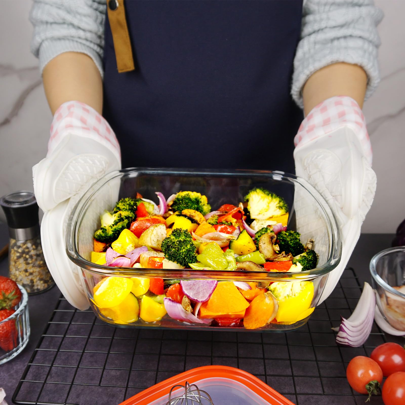 CGNWEEPS dish with portion served on table showing generous 2.6QT servings