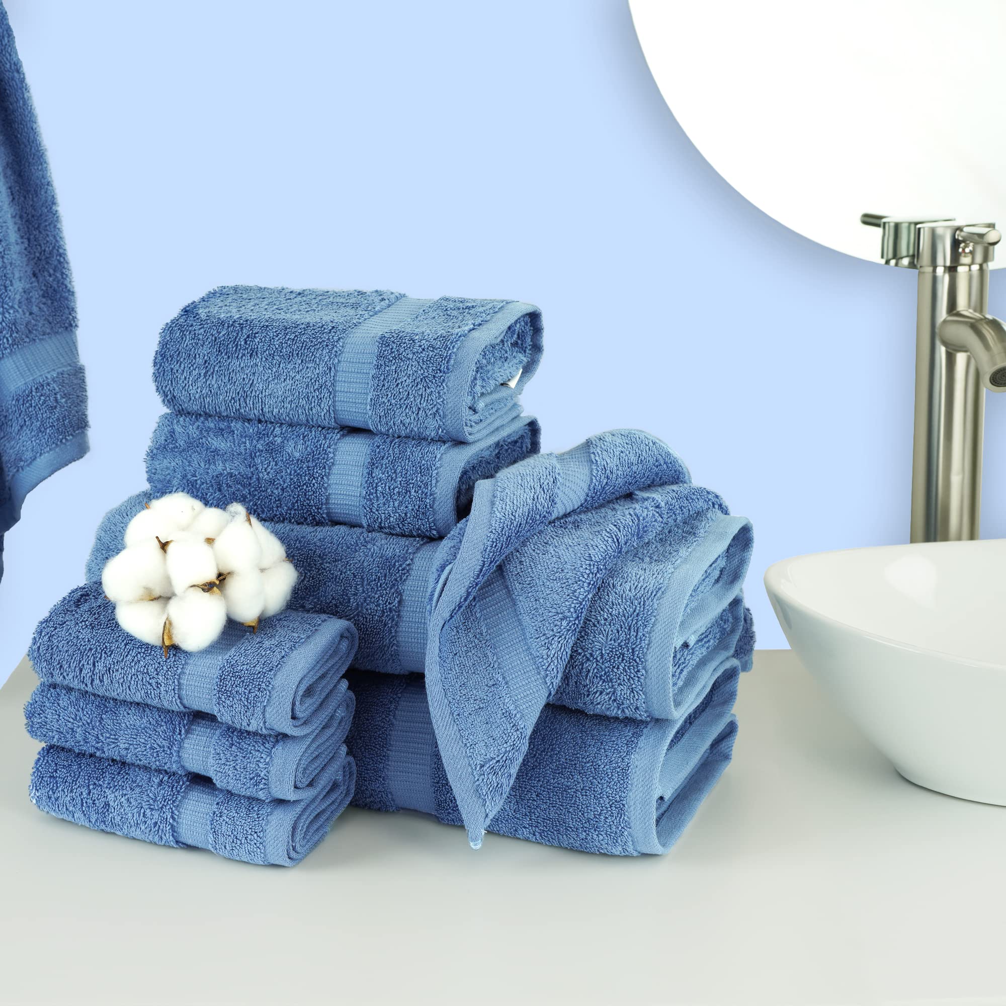 Chakir Turkish Linens close-up of cotton pile texture demonstrating plush absorbency and fast drying