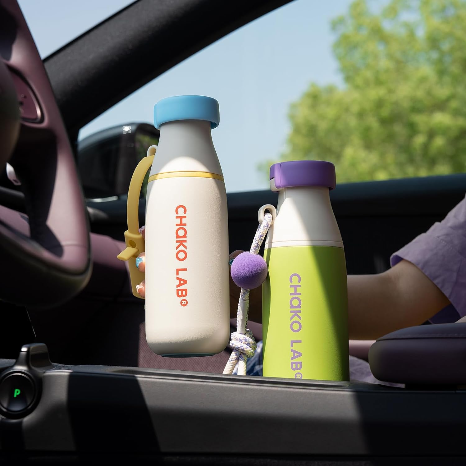 CHAKO LAB lid open revealing spout and straw for convenient sipping