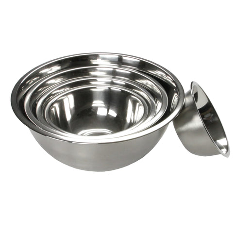 Chef Craft bowl in use holding salad to demonstrate capacity and serving convenience