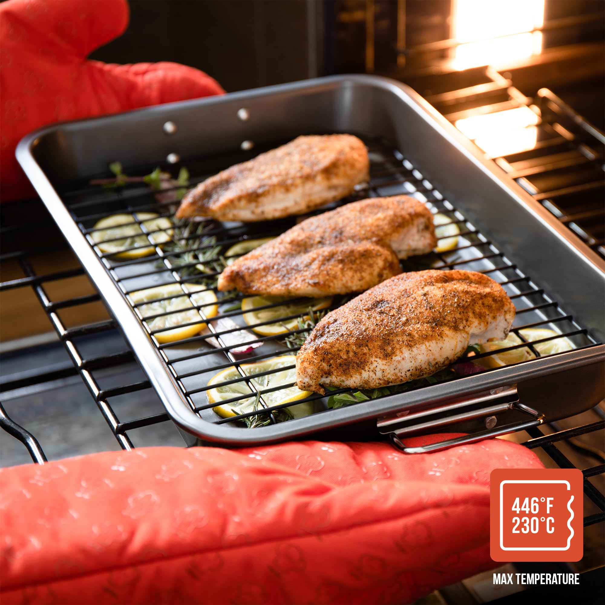 Chef Pomodoro pan demonstrating grease drainage for crisper results