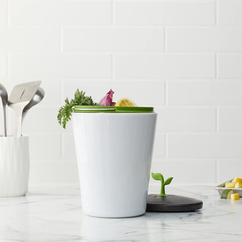 Chef'n EcoCrock ceramic finish closeup showing durable surface and stylish kitchen appeal