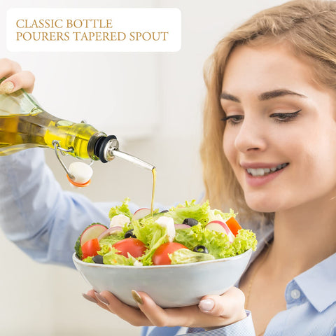 CHENGU pouring demo showing neat stream and reduced splashing benefit