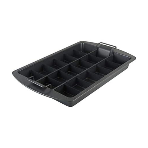 Chicago Metallic front view of brownie pan showing uniform compartments and easy serving